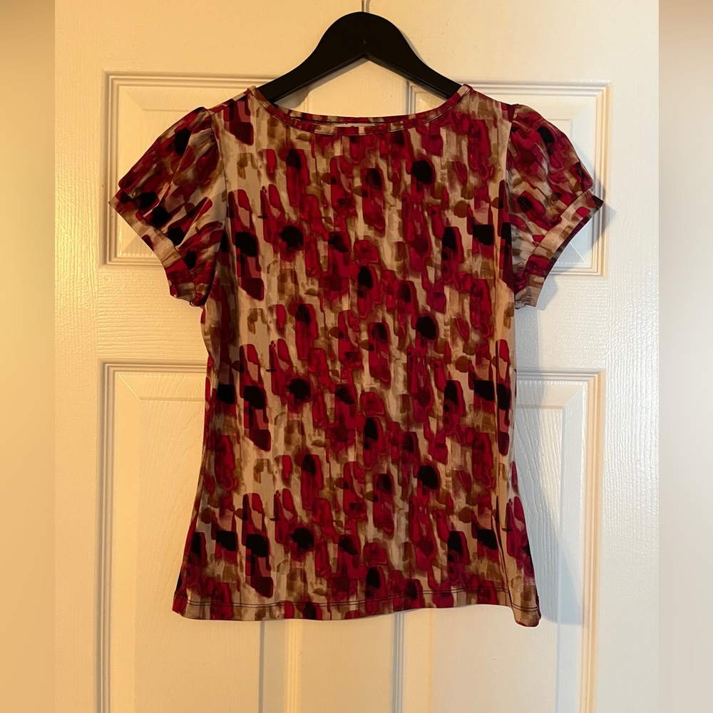 🐠Worthington Petite Stretch Blouse. Size Petite Small. Polyester and Spandex.